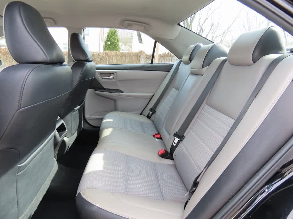 2015 Toyota Camry SE