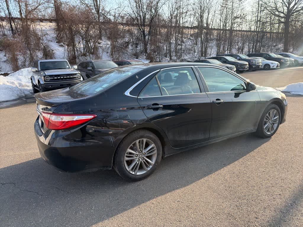 2015 Toyota Camry SE
