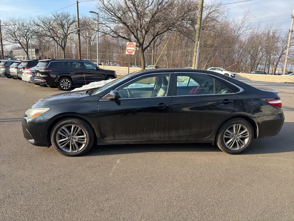 2015 Toyota Camry SE