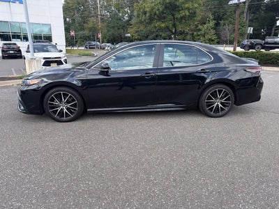 2024 Toyota Camry SE