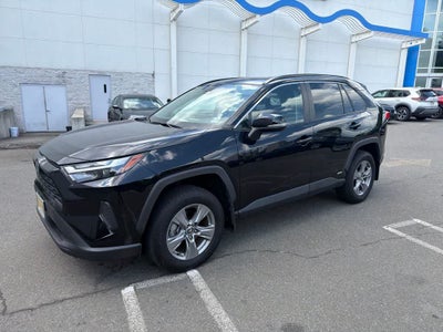 2022 Toyota RAV4 Hybrid XLE