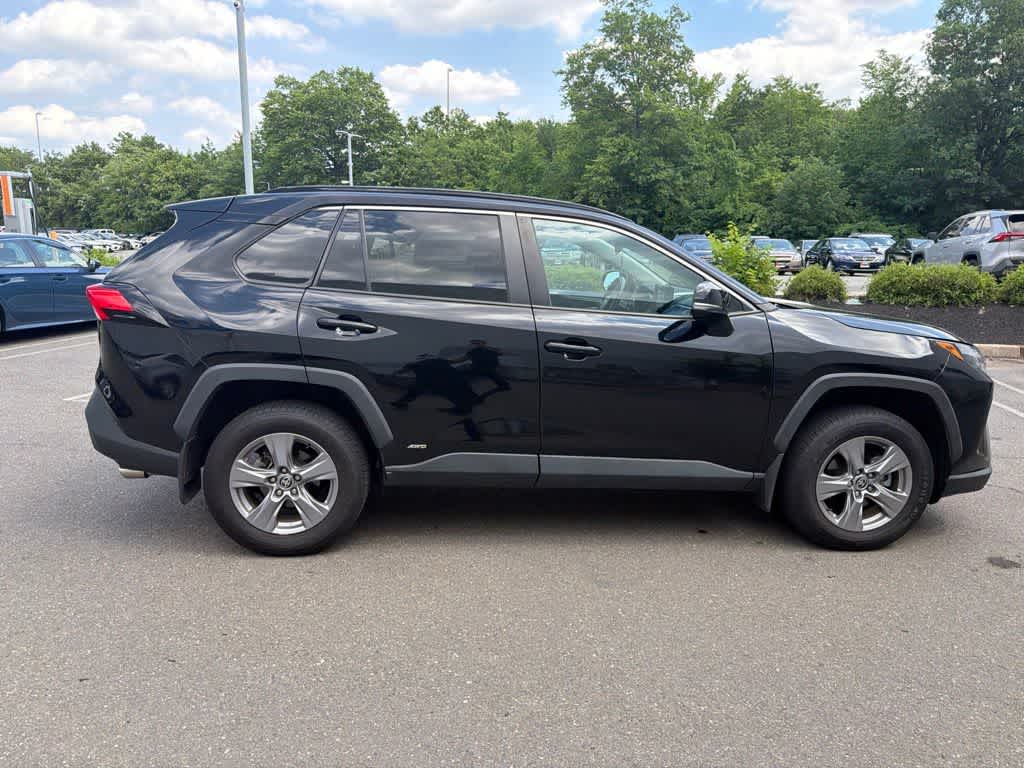 2022 Toyota RAV4 Hybrid XLE