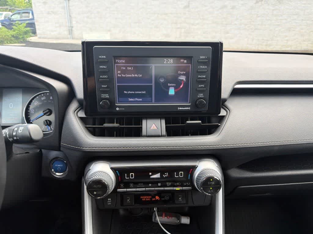2022 Toyota RAV4 Hybrid XLE