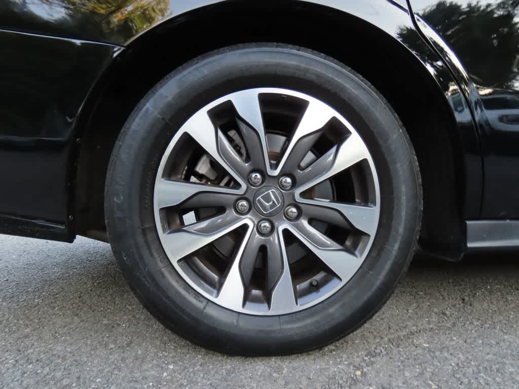 2024 Honda Odyssey EX-L - Photo 8