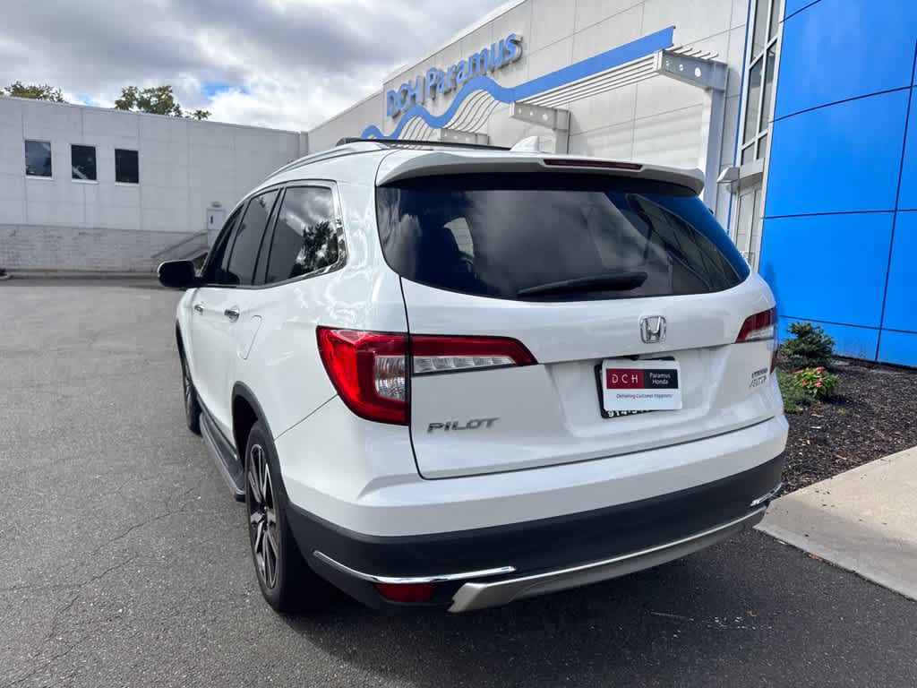 2022 Honda Pilot Touring 8-Passenger