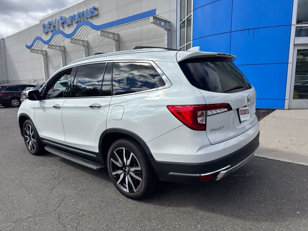 2022 Honda Pilot Touring 8-Passenger