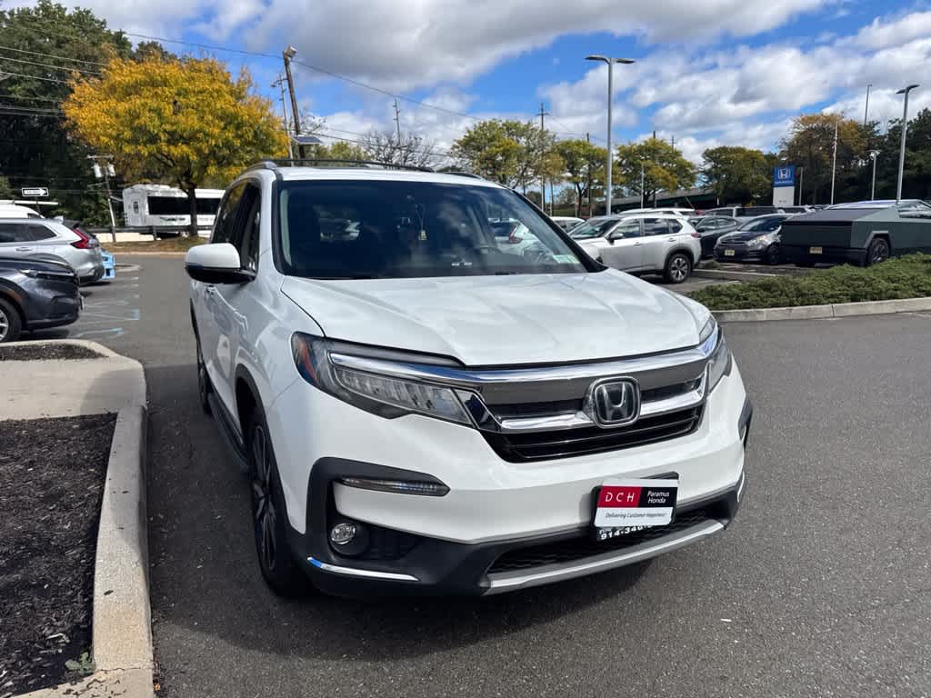 2022 Honda Pilot Touring 8-Passenger