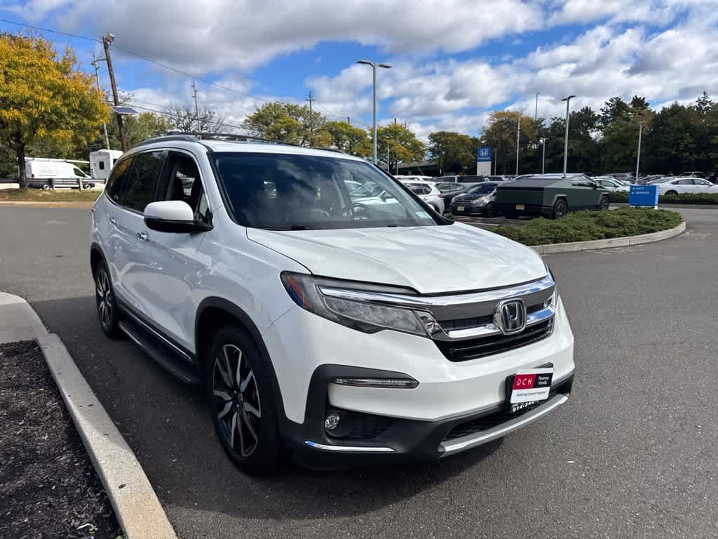 2022 Honda Pilot Touring 8-Passenger
