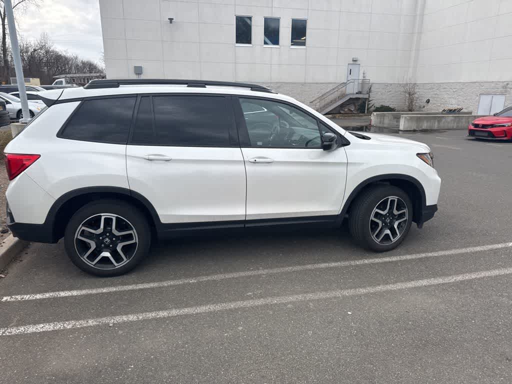 2023 Honda Passport Elite