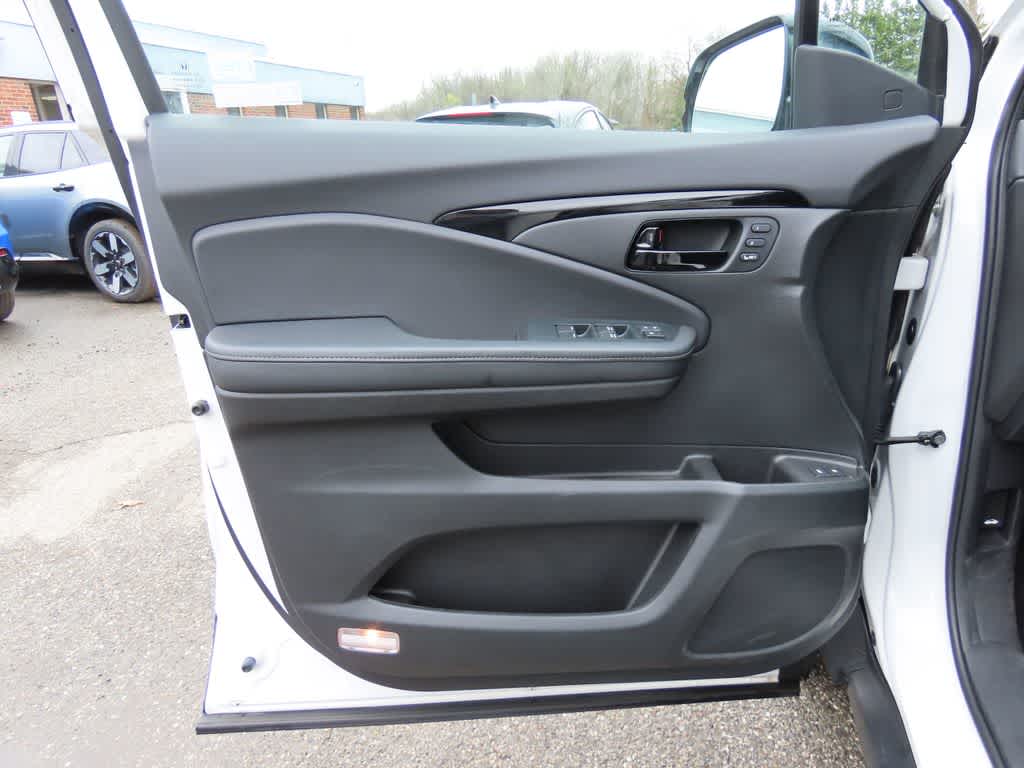 2023 Honda Passport Elite