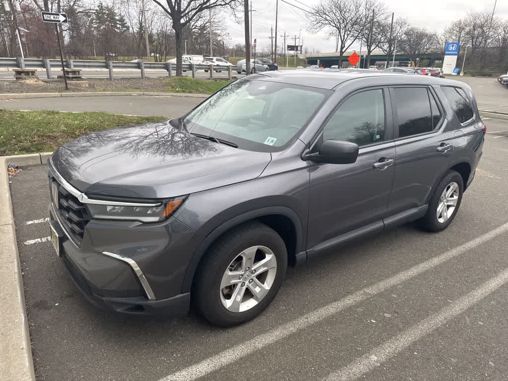 2023 Honda Pilot LX
