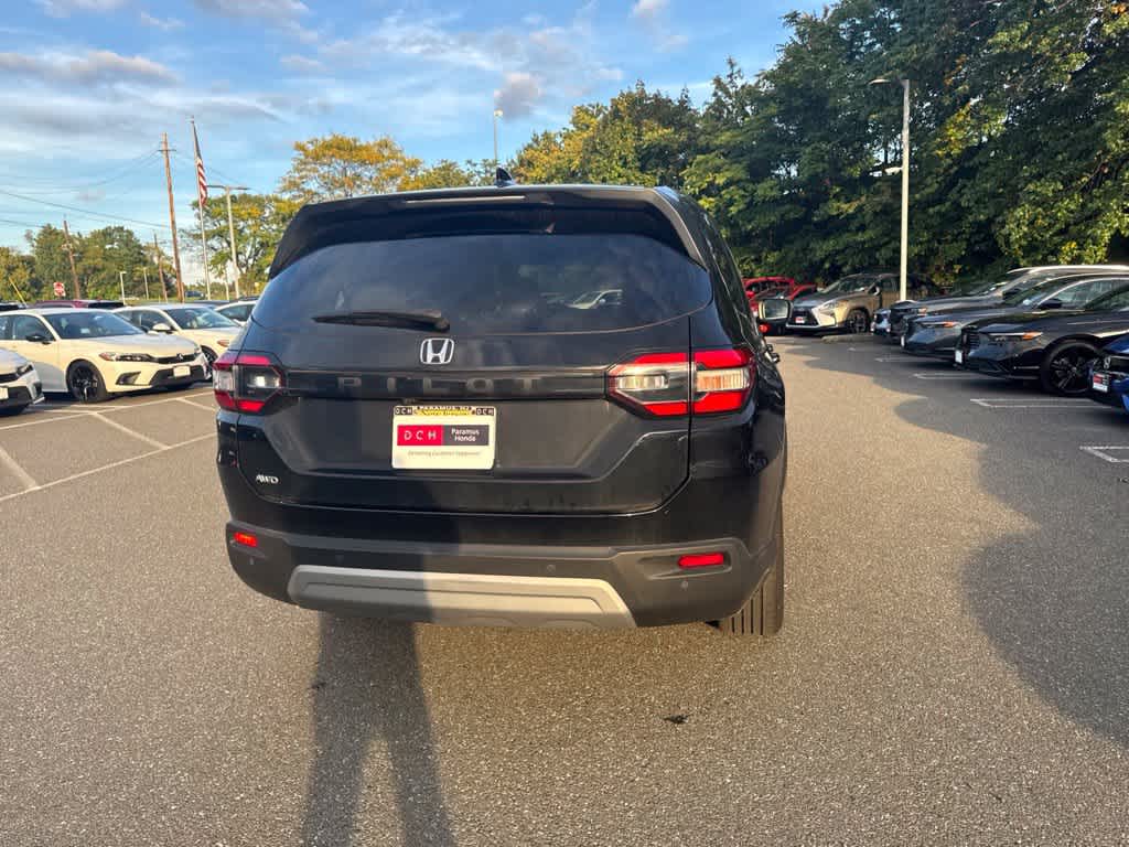 2023 Honda Pilot EX-L 8 Passenger