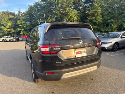2023 Honda Pilot EX-L 8 Passenger