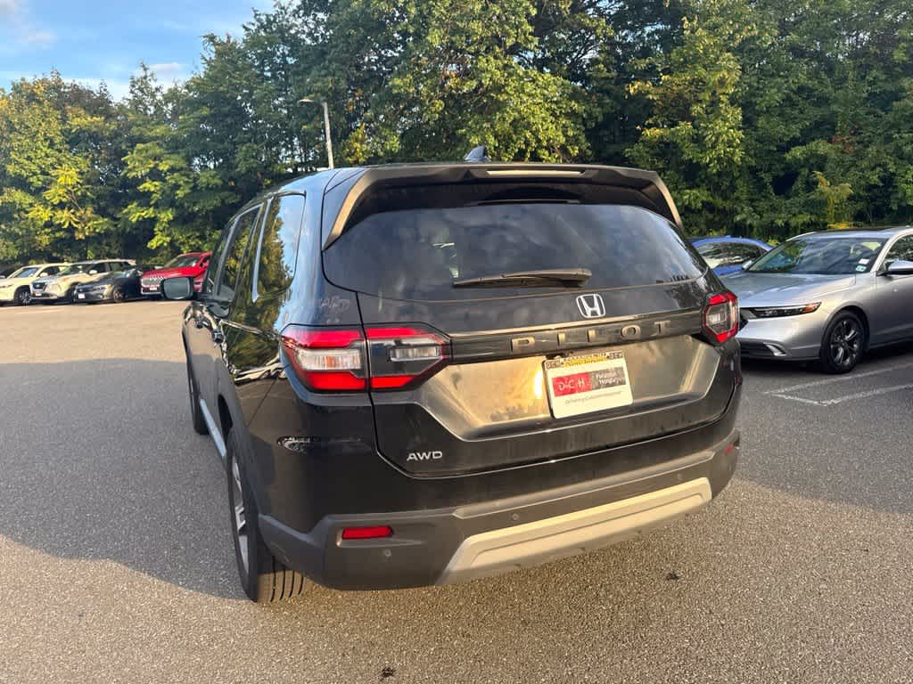 2023 Honda Pilot EX-L 8 Passenger