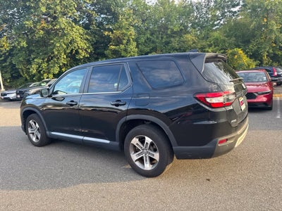 2023 Honda Pilot EX-L 8 Passenger