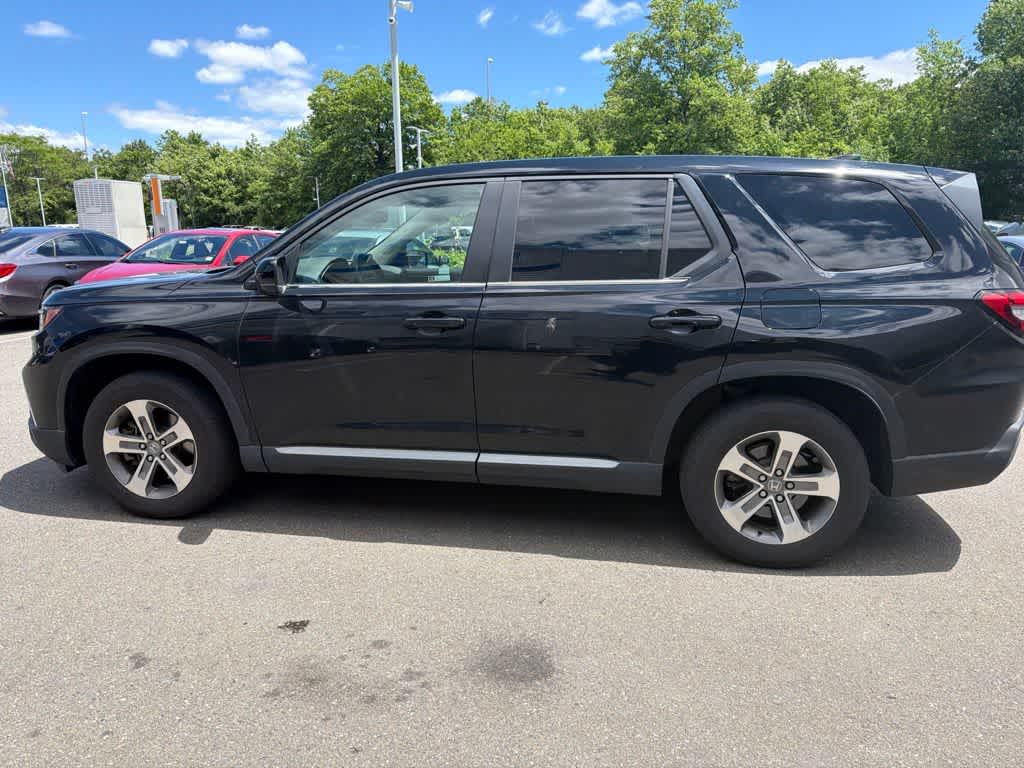 2023 Honda Pilot EX-L 7 Passenger