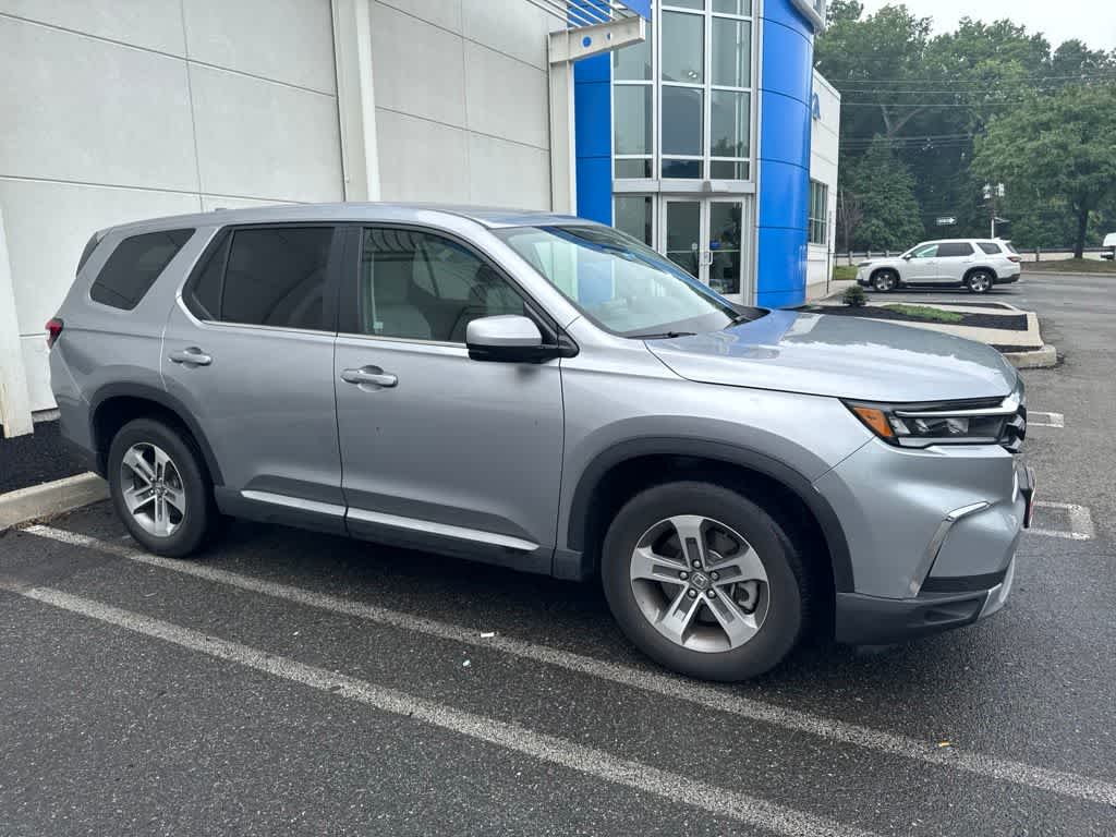 2023 Honda Pilot EX-L 7 Passenger