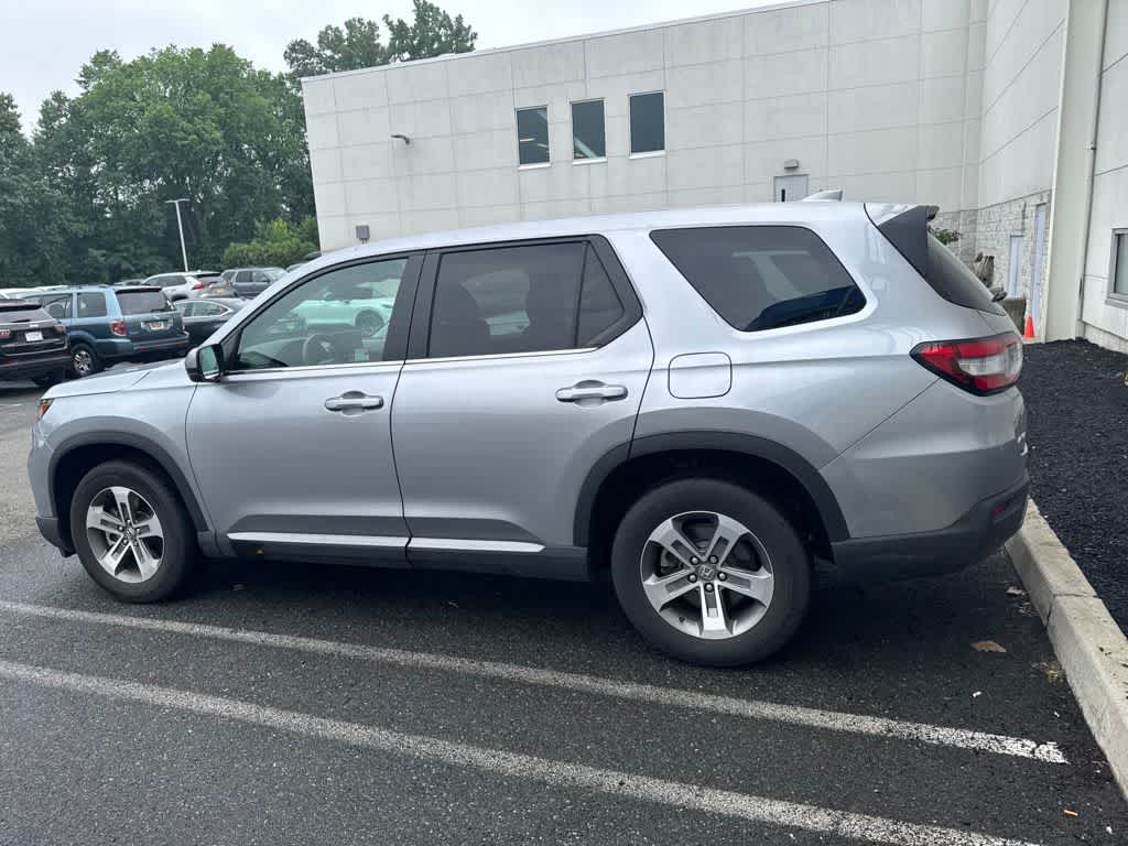 2023 Honda Pilot EX-L 7 Passenger