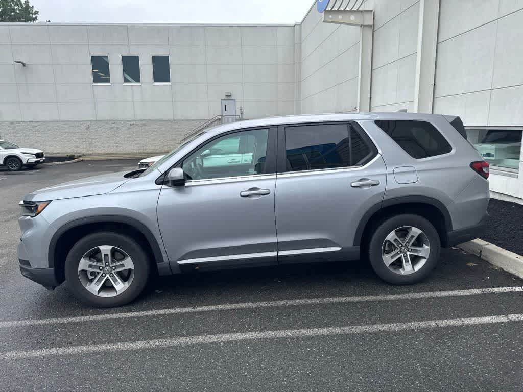 2023 Honda Pilot EX-L 7 Passenger