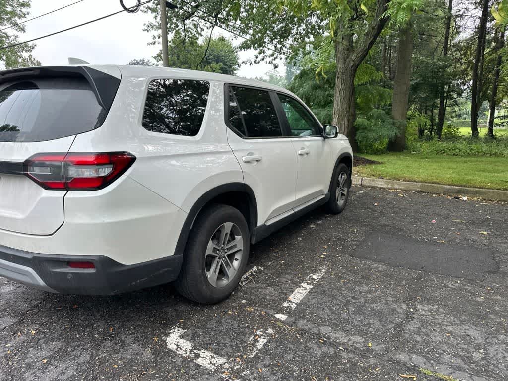 2023 Honda Pilot EX-L 7 Passenger