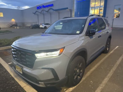 2023 Honda Pilot TrailSport