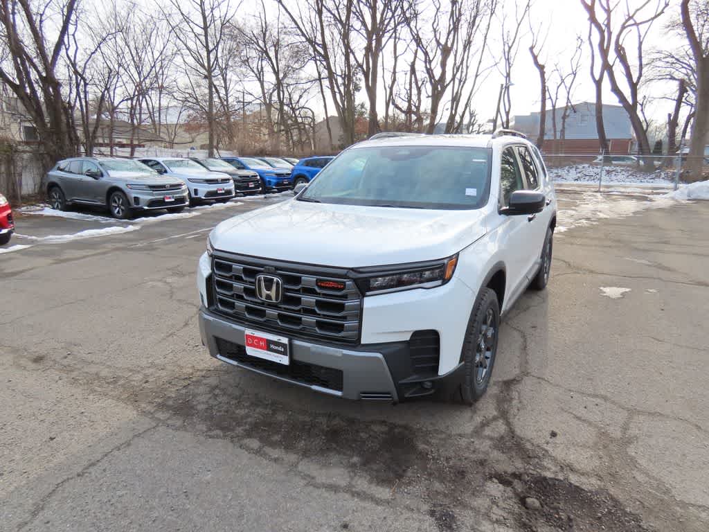 2026 Honda Pilot TrailSport AWD's photo