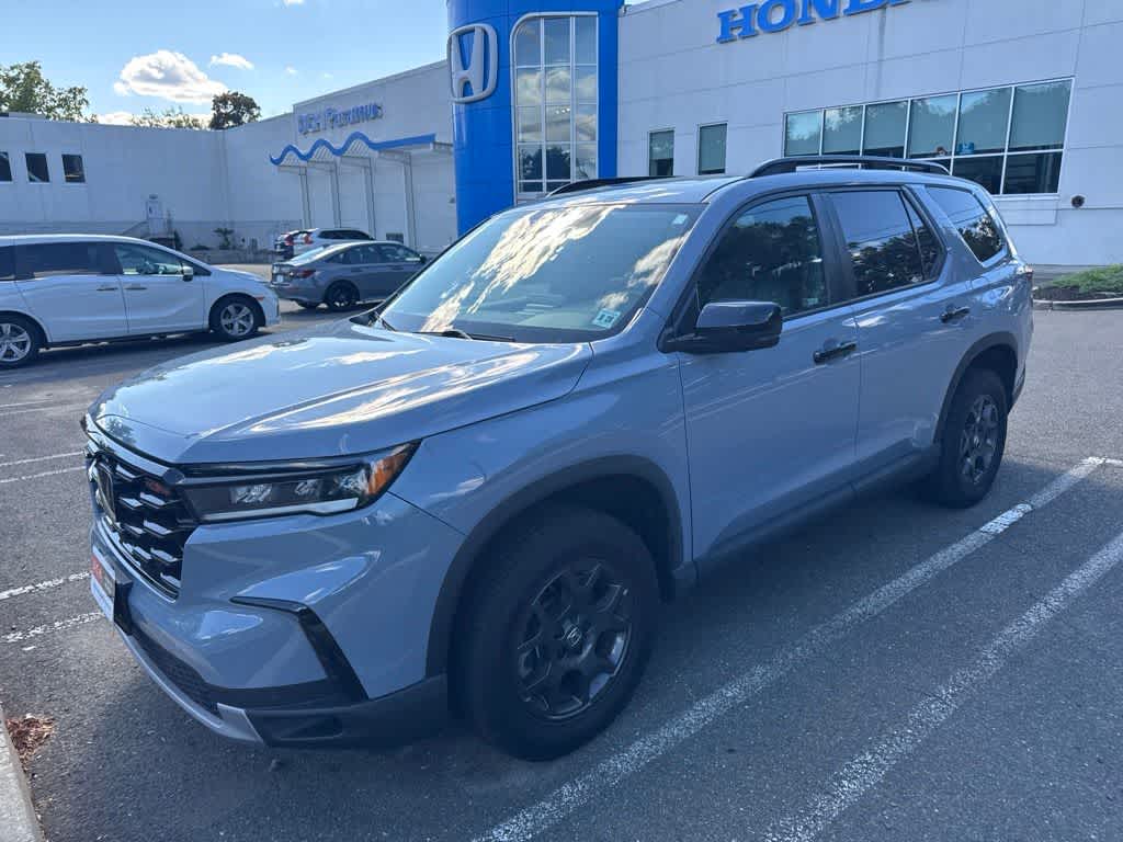 2023 Honda Pilot TrailSport