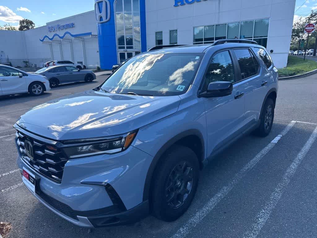2023 Honda Pilot TrailSport