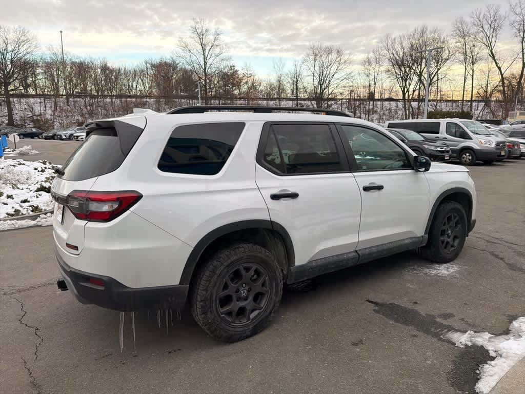 2023 Honda Pilot TrailSport