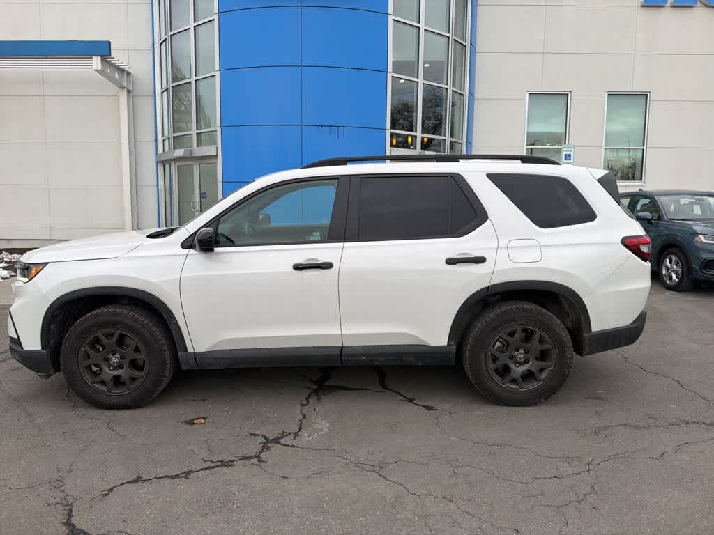 2023 Honda Pilot TrailSport