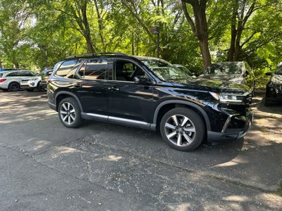 2023 Honda Pilot Touring