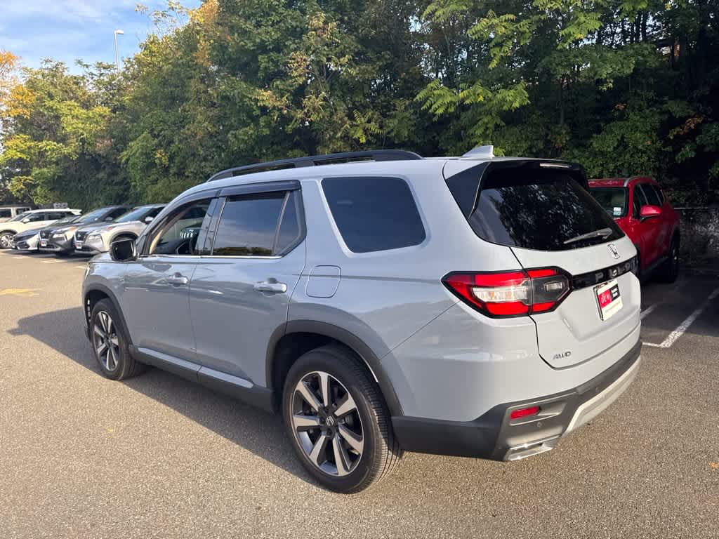 2024 Honda Pilot Touring