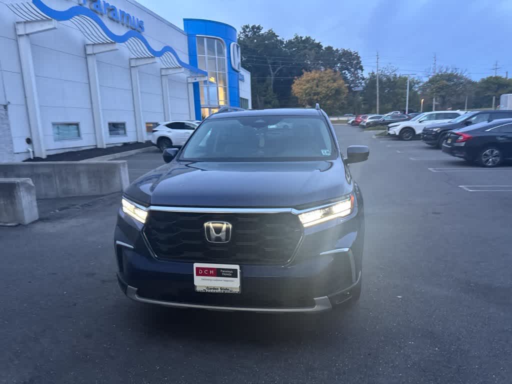 2025 Honda Pilot Touring