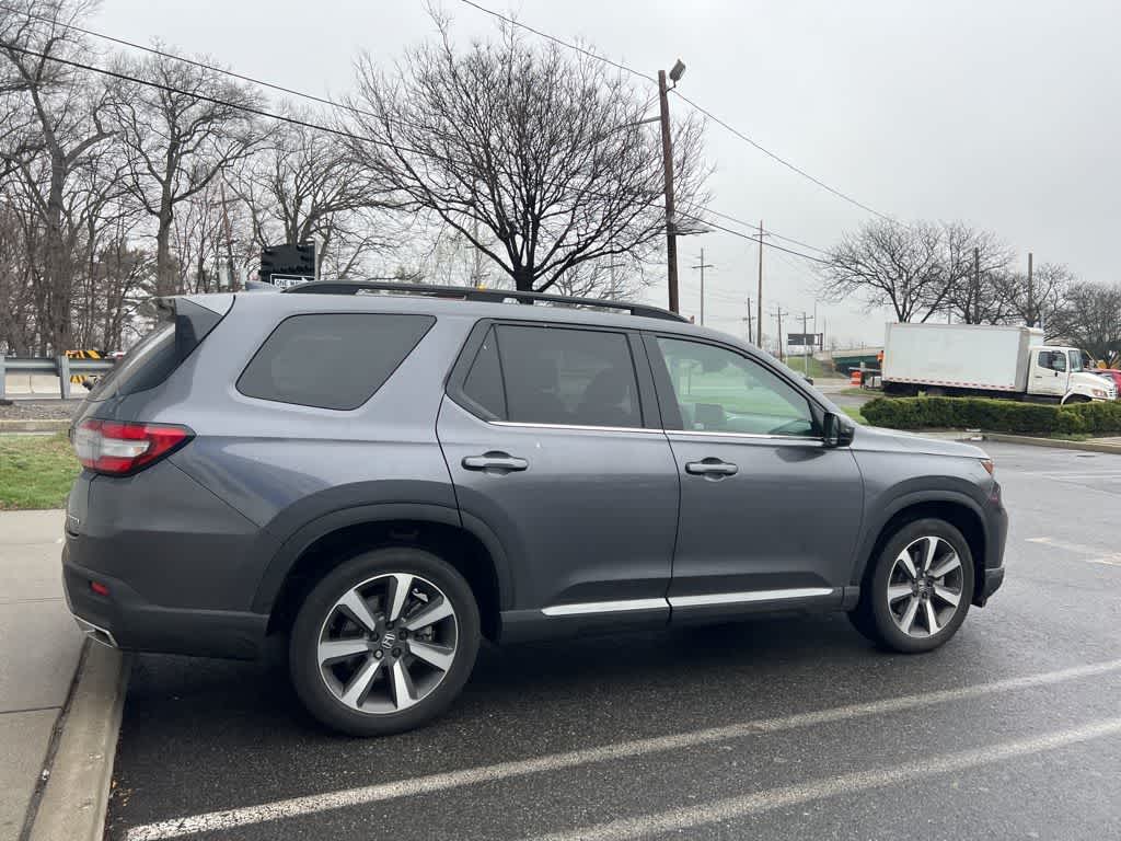 2023 Honda Pilot Touring