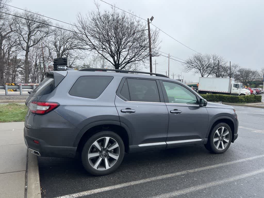 2023 Honda Pilot Touring