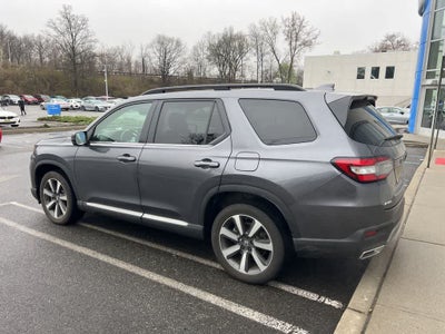 2023 Honda Pilot Touring