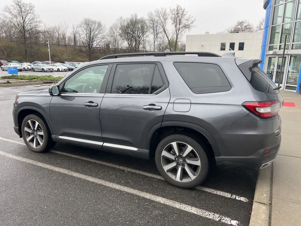 2023 Honda Pilot Touring