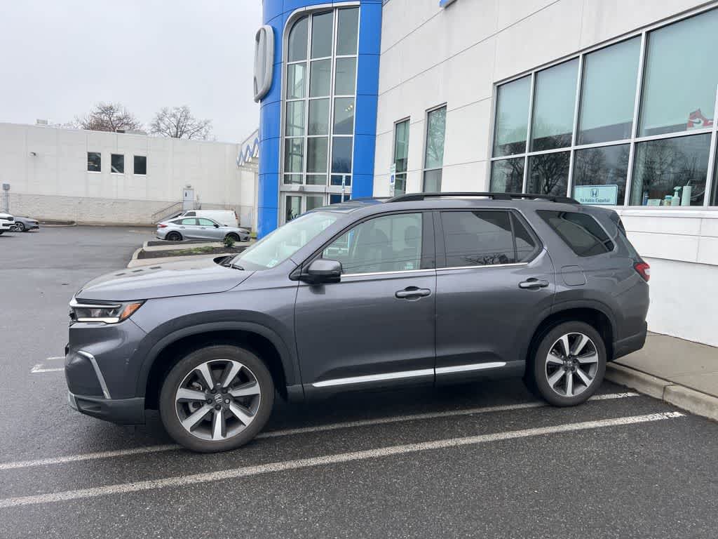 2023 Honda Pilot Touring