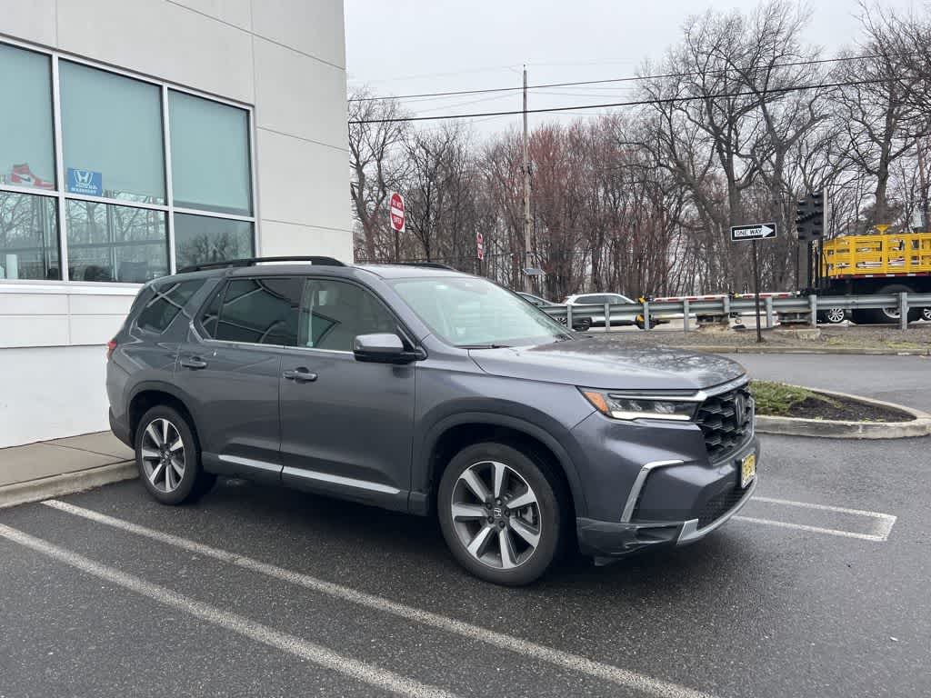 2023 Honda Pilot Touring