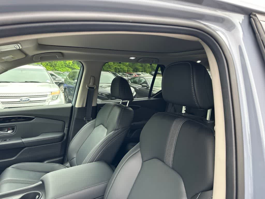 2025 Honda Pilot Touring