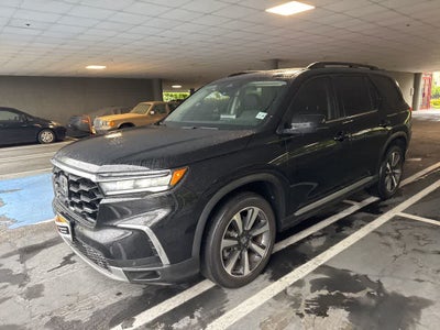 2023 Honda Pilot Touring