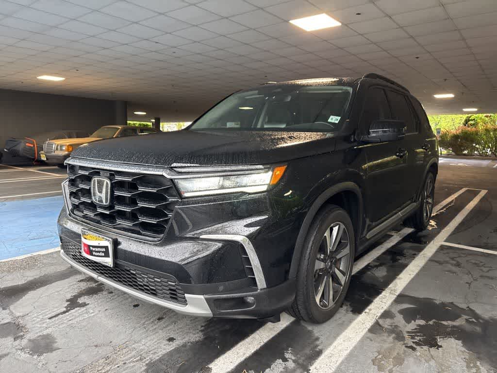 2023 Honda Pilot Touring