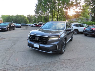 2024 Honda Pilot Touring