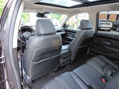 2024 Honda Pilot Touring