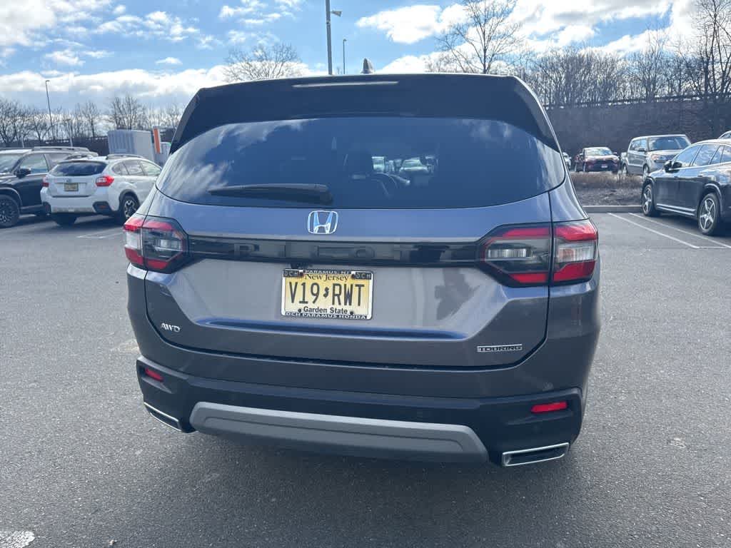 2023 Honda Pilot Touring
