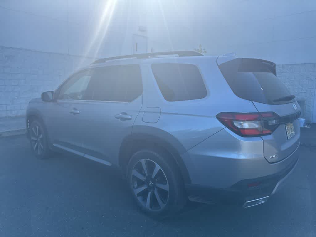2024 Honda Pilot Touring