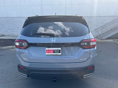 2023 Honda Pilot Elite
