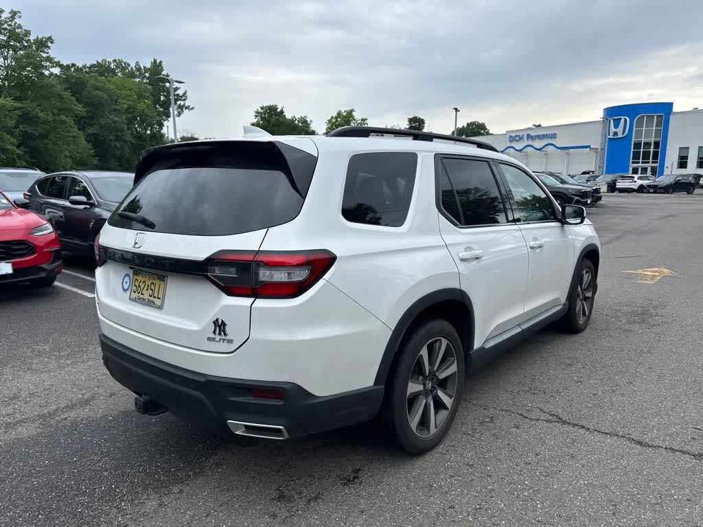 2023 Honda Pilot Elite
