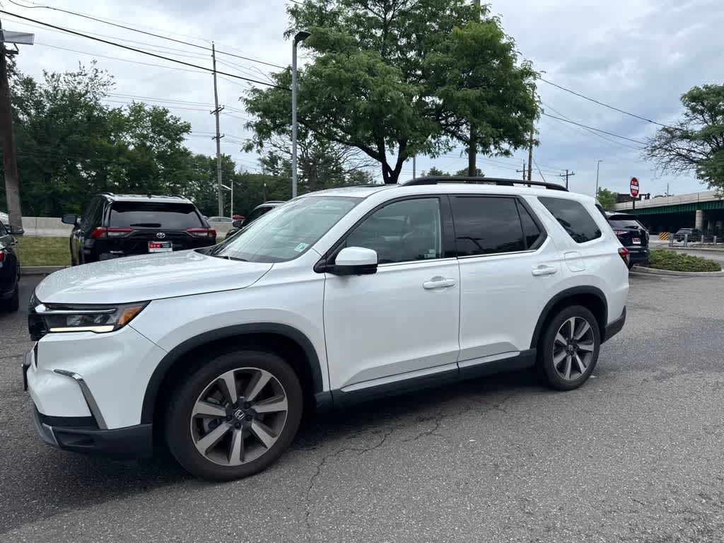 2023 Honda Pilot Elite