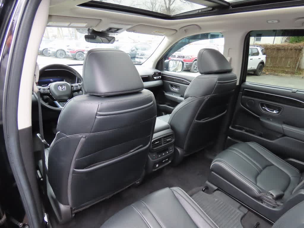 2023 Honda Pilot Elite